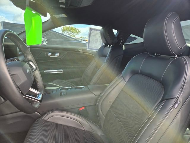Used 2025 Ford Mustang GT Premium image 18