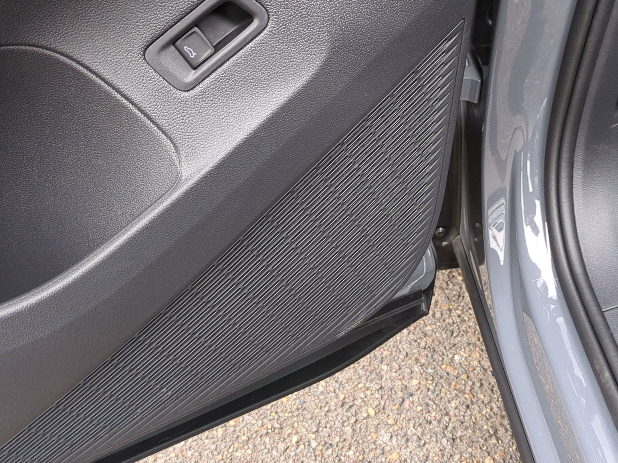 New 2025 Volkswagen Atlas SEL Premium R-Line image 11