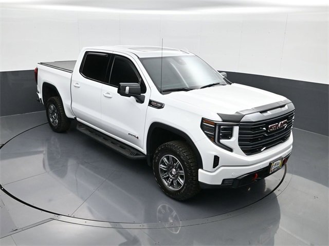 Used 2024 GMC Sierra 1500 AT4 w/ Technology Package image 15