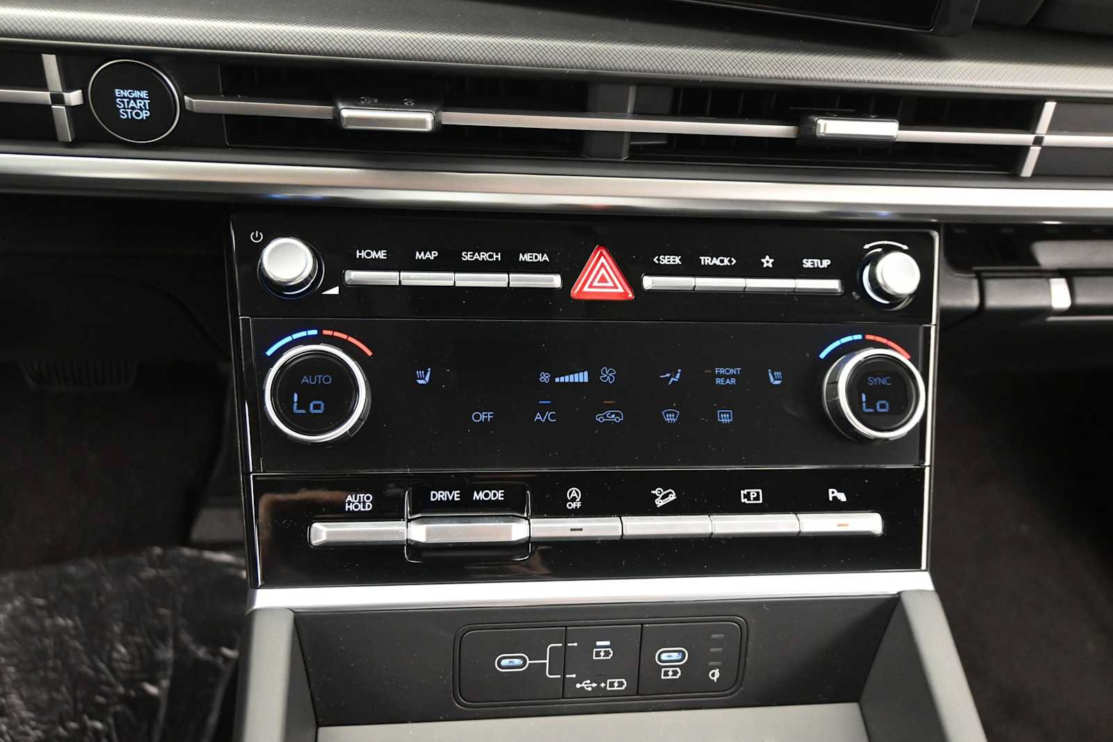New 2026 Hyundai Santa Fe SEL FWD image 18
