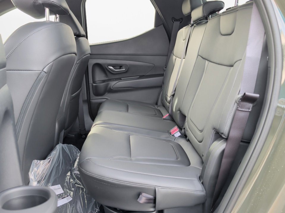New 2026 Hyundai Santa Cruz SEL FWD image 13