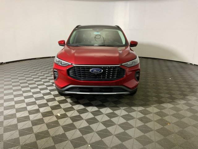New 2026 Ford Escape SE w/ PHEV Premium Package image 3