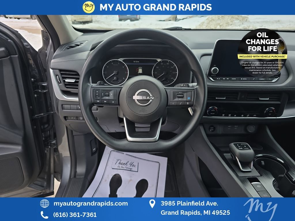 Used 2024 Nissan Rogue SV image 13
