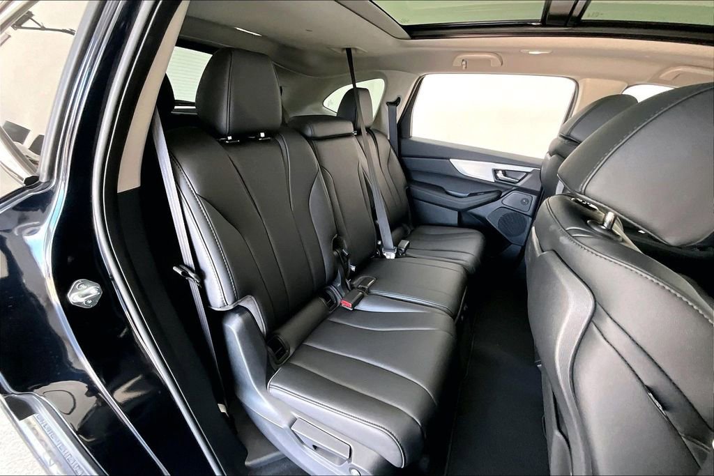 Certified 2025 Acura MDX SH-AWD image 34