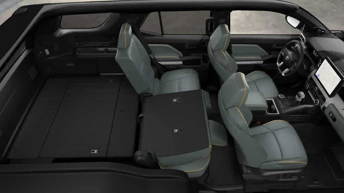 New 2026 Toyota 4Runner Trailhunter AWD/4WD image 4
