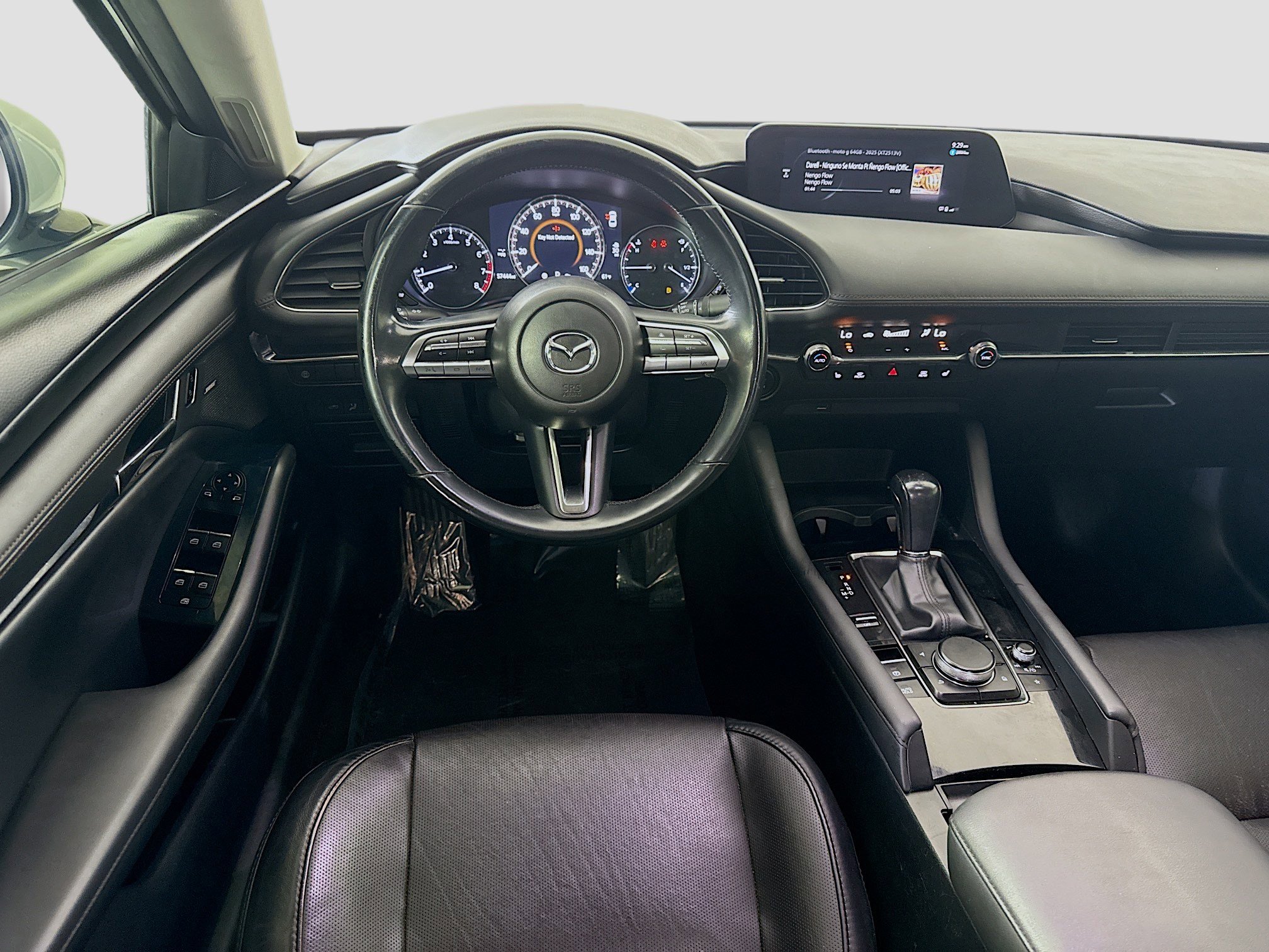 Used 2020 MAZDA MAZDA3 Sedan w/ Premium Package image 17