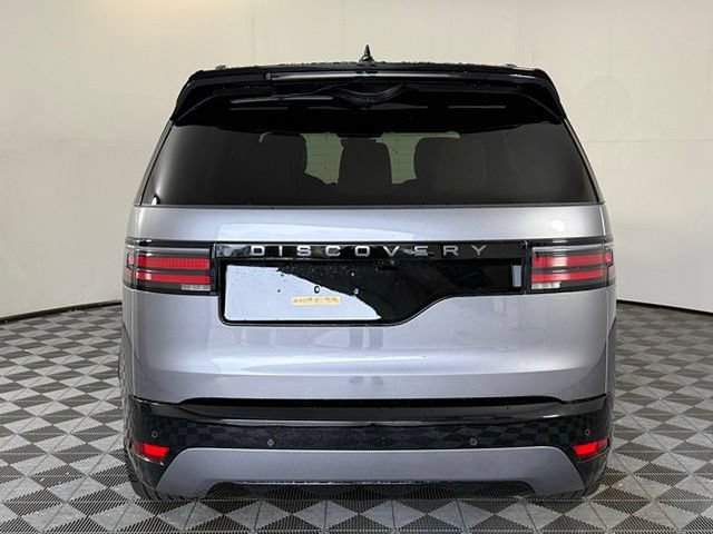 Certified 2025 Land Rover Discovery Dynamic SE AWD/4WD image 7