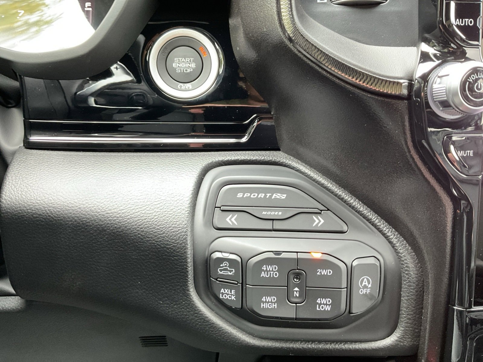 New 2026 RAM 1500 Rebel w/ G/T Package image 23