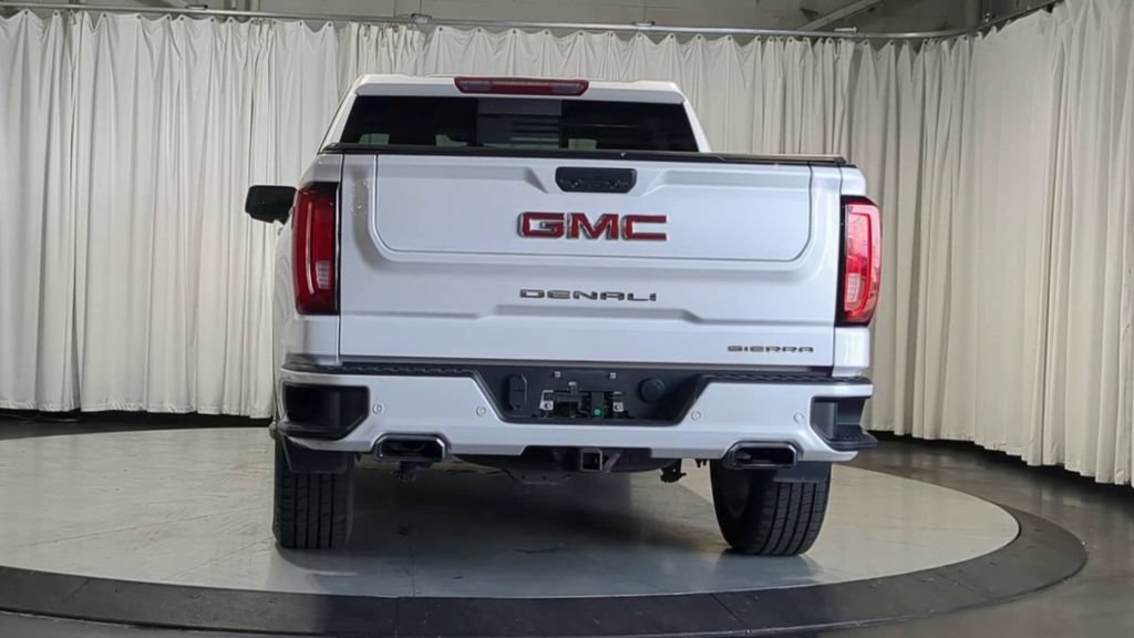 Used 2021 GMC Sierra 1500 Denali AWD/4WD image 9