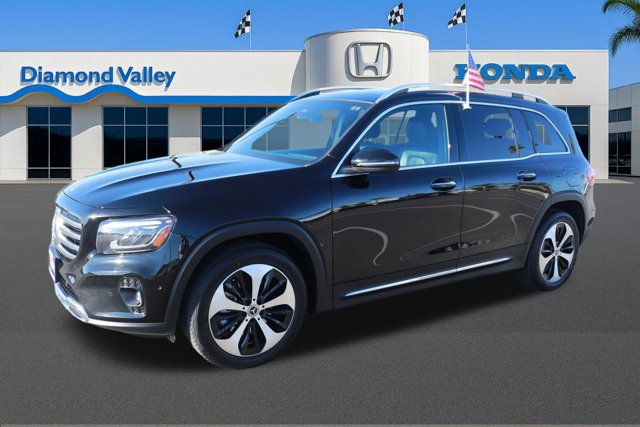 Used 2024 Mercedes-Benz GLB 250 image 3