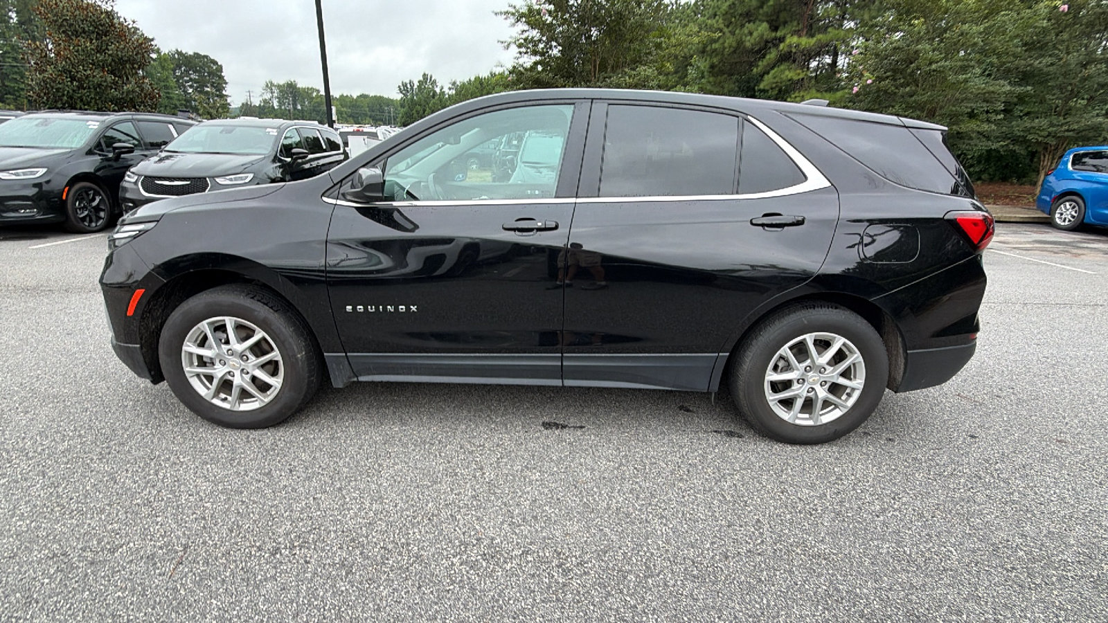 Used 2024 Chevrolet Equinox LT AWD/4WD image 11