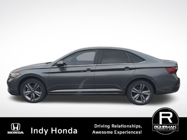 Used 2024 Volkswagen Jetta SE w/ Panoramic Sunroof Package FWD image 6