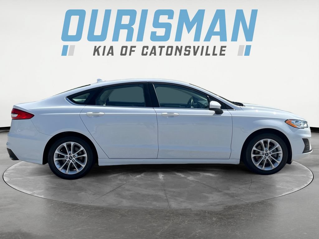 Used 2019 Ford Fusion SE FWD image 7
