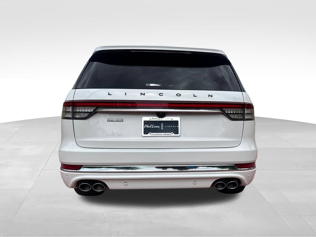 Certified 2023 Lincoln Aviator Black Label w/ Dynamic Handling Package AWD/4WD image 6