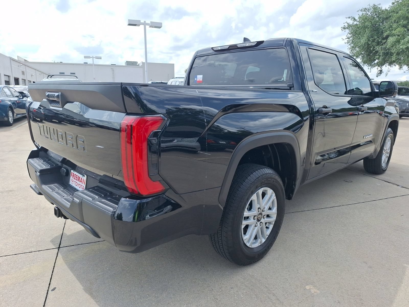 Used 2026 Toyota Tundra SR5 AWD/4WD image 6