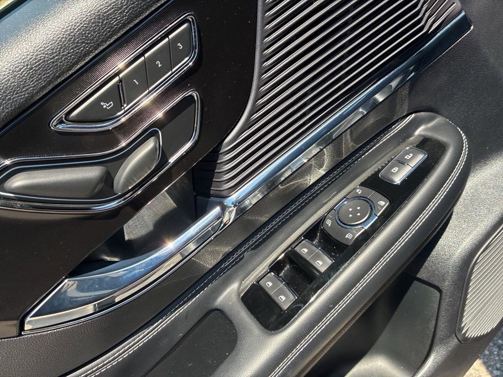 Used 2022 Lincoln Corsair AWD image 12