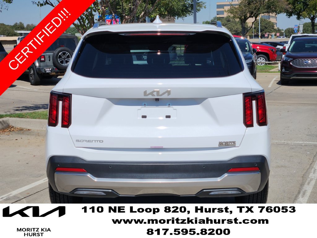 Certified 2025 Kia Sorento S w/ Panoramic Sunroof Package FWD image 12