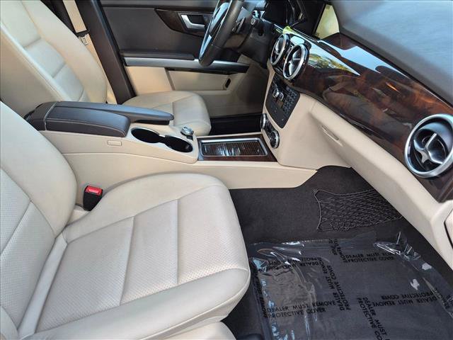 Used 2015 Mercedes-Benz GLK 350 4MATIC image 21