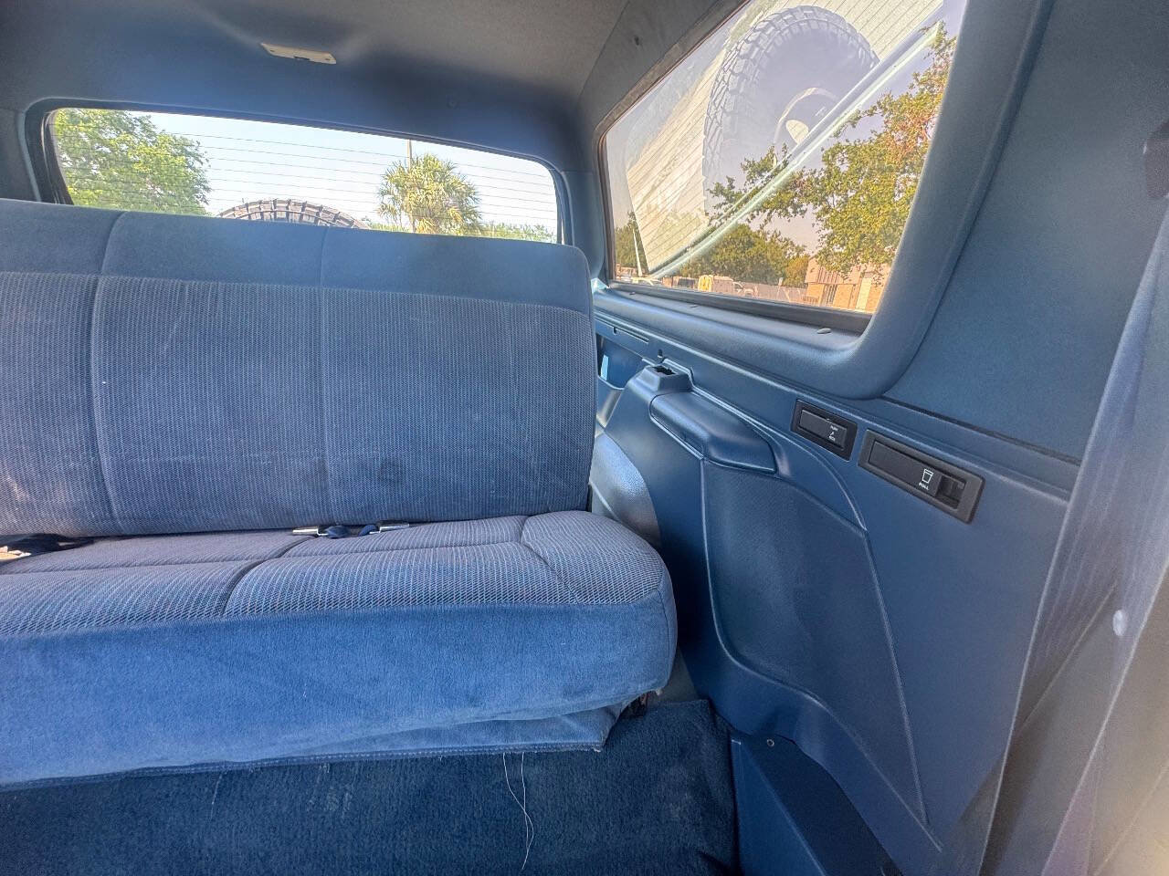 Used 1995 Ford Bronco XLT image 95