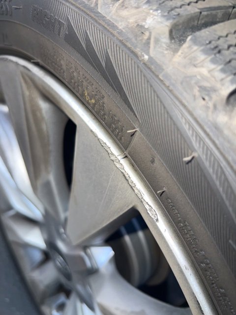 Used 2014 Hyundai Azera Limited w/ Option Group 02 image 11