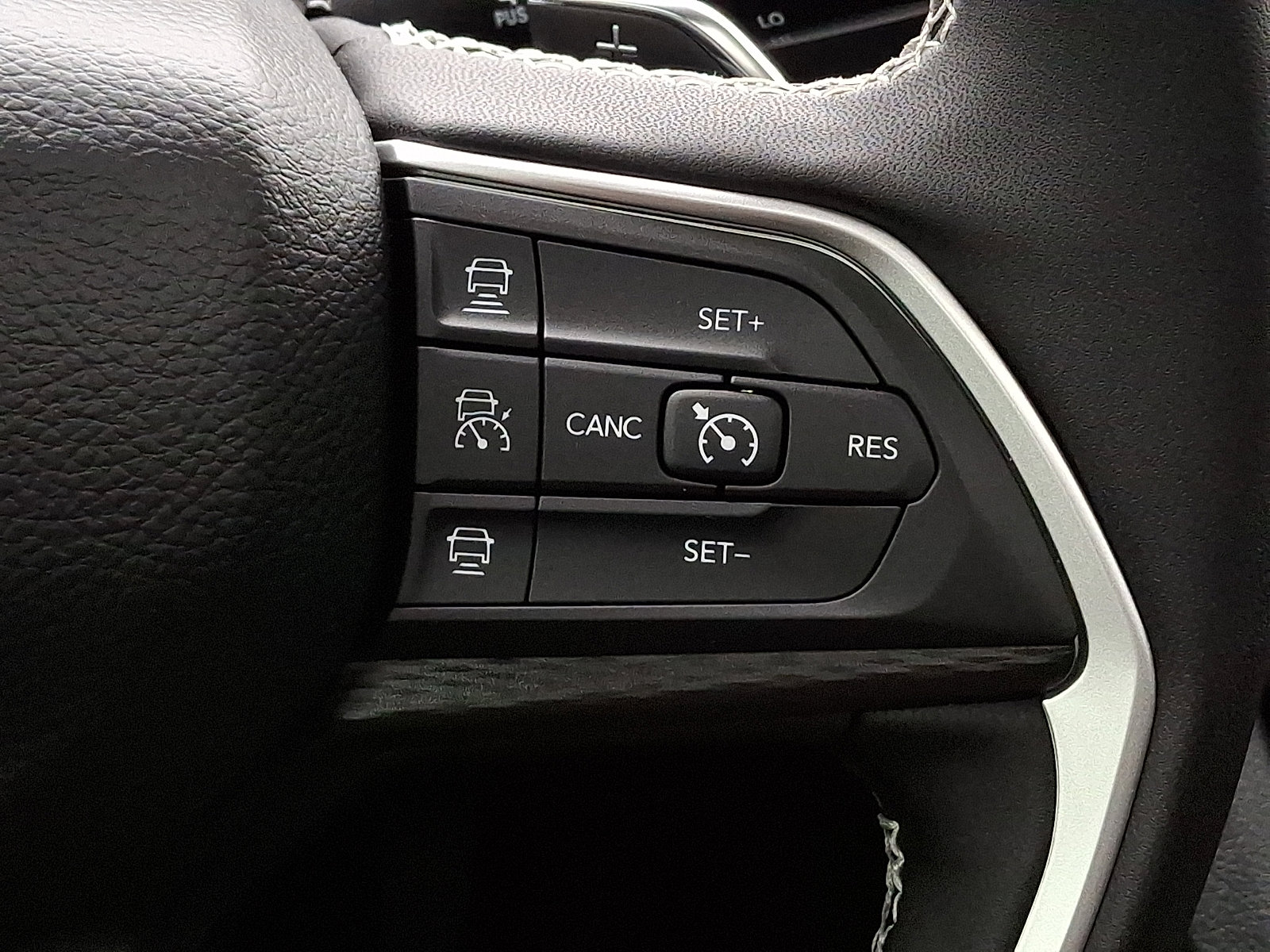 Certified 2025 Jeep Grand Cherokee L Laredo w/ Luxury Tech Group I image 24