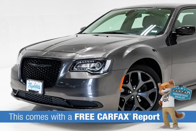 Certified 2021 Chrysler 300 Touring w/ Sport Appearance Package RWD image 2
