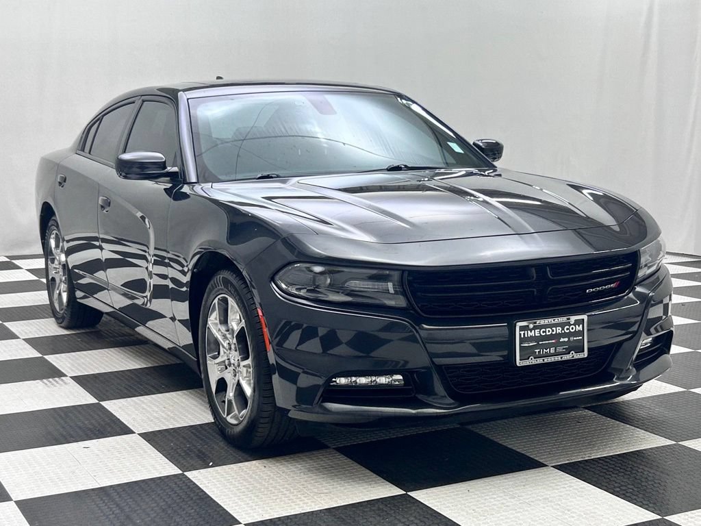 Used 2016 Dodge Charger SXT w/ AWD Plus Group image 2