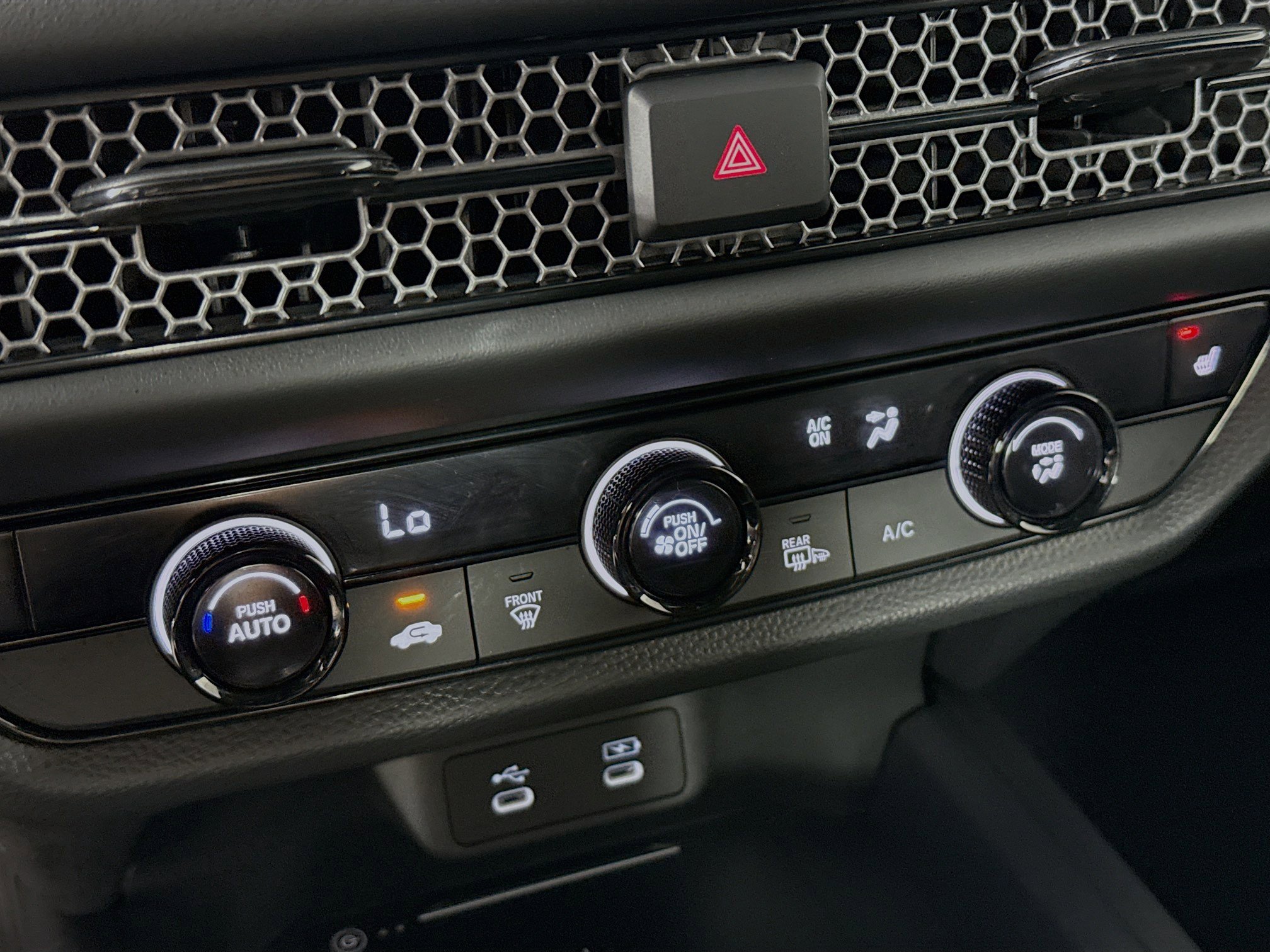 Certified 2026 Honda HR-V Sport image 17