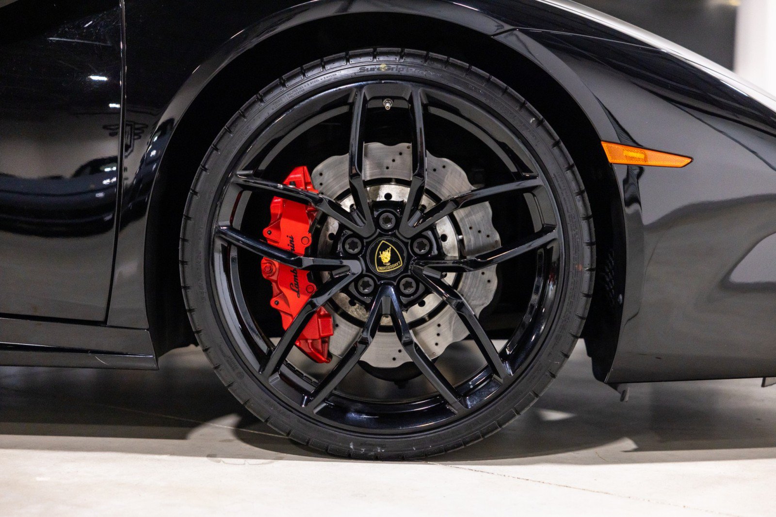 Used 2017 Lamborghini Huracan LP 580-2 RWD image 23
