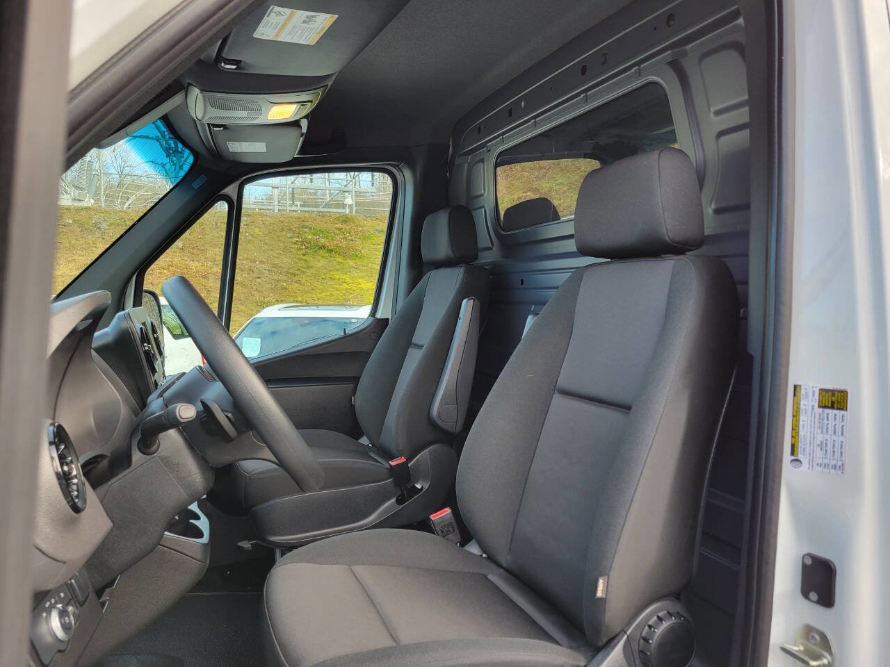 Used 2023 Mercedes-Benz Sprinter 2500 w/ Dashboard Charging Package image 13