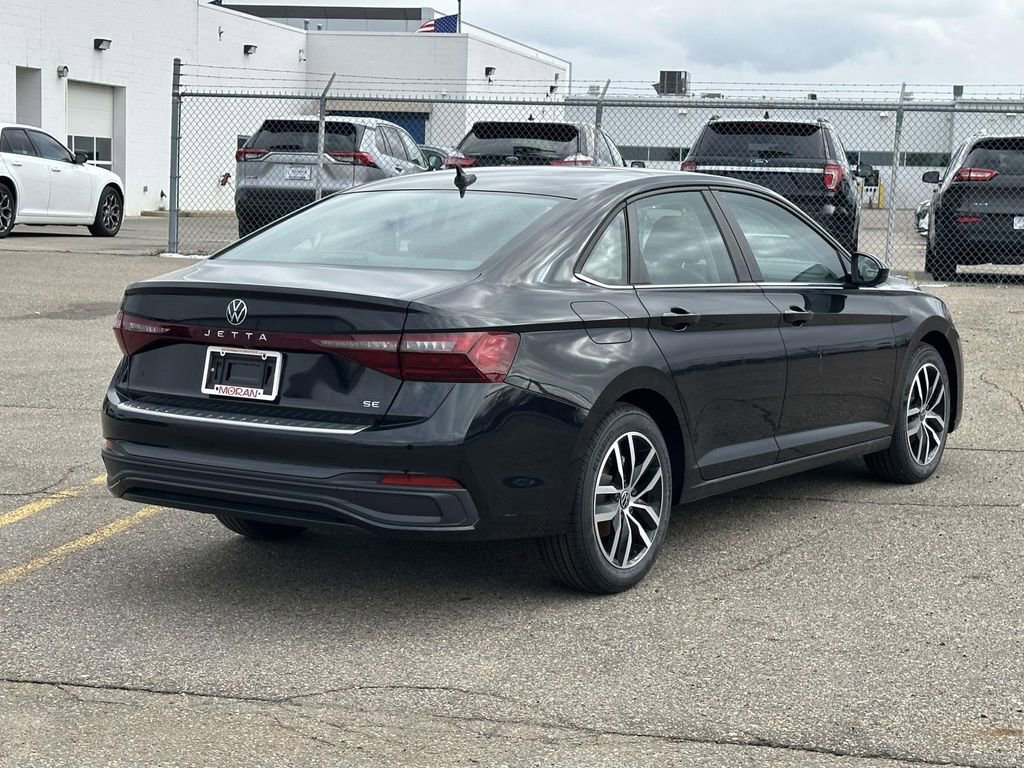 New 2026 Volkswagen Jetta SE image 4