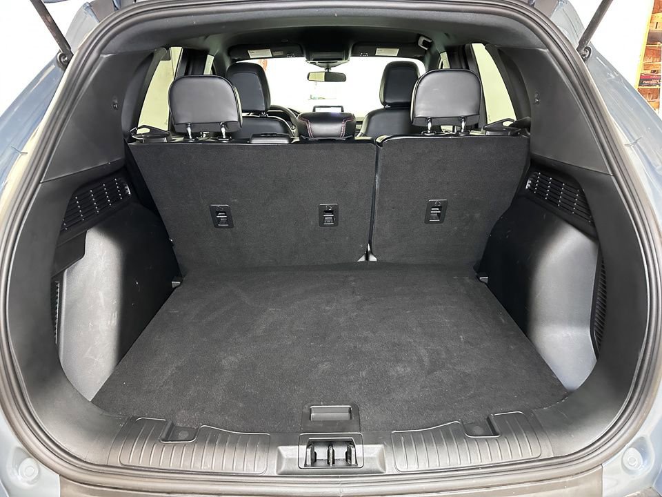 Certified 2025 Ford Escape ST-Line image 18