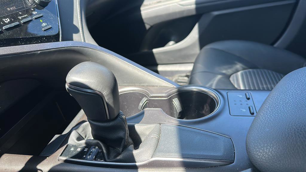 Used 2024 Toyota Camry SE FWD image 17