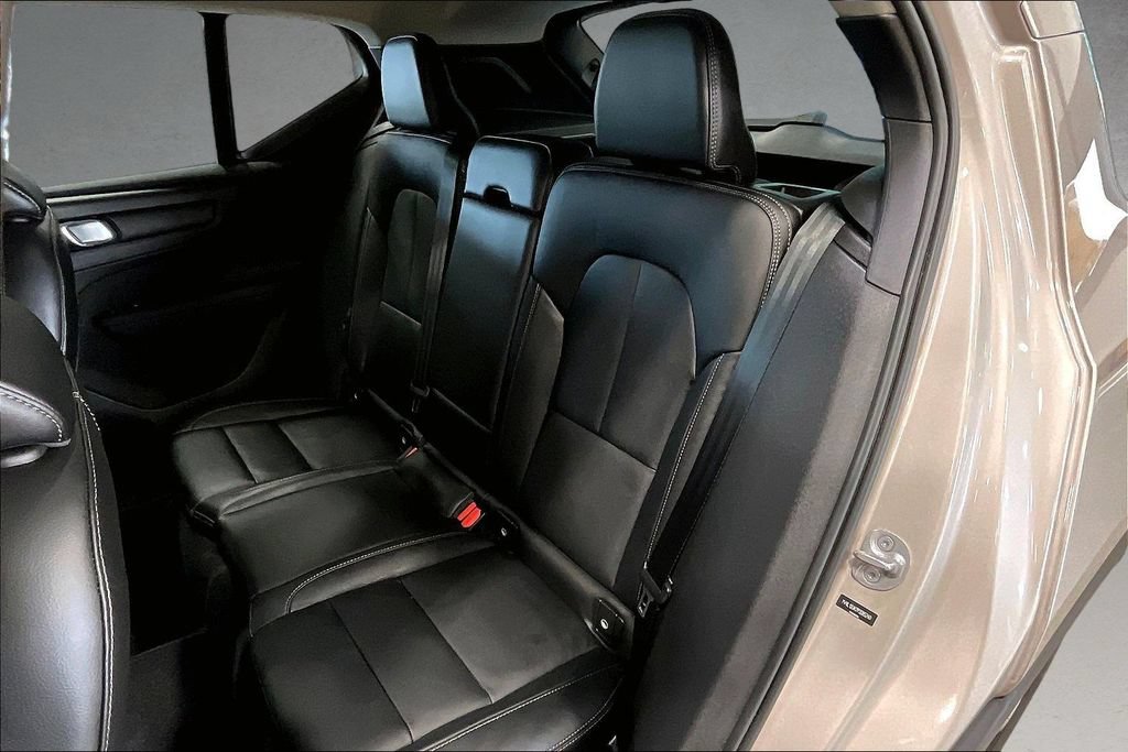 Certified 2023 Volvo XC40 B5 Core w/ Convenience Package AWD/4WD image 23