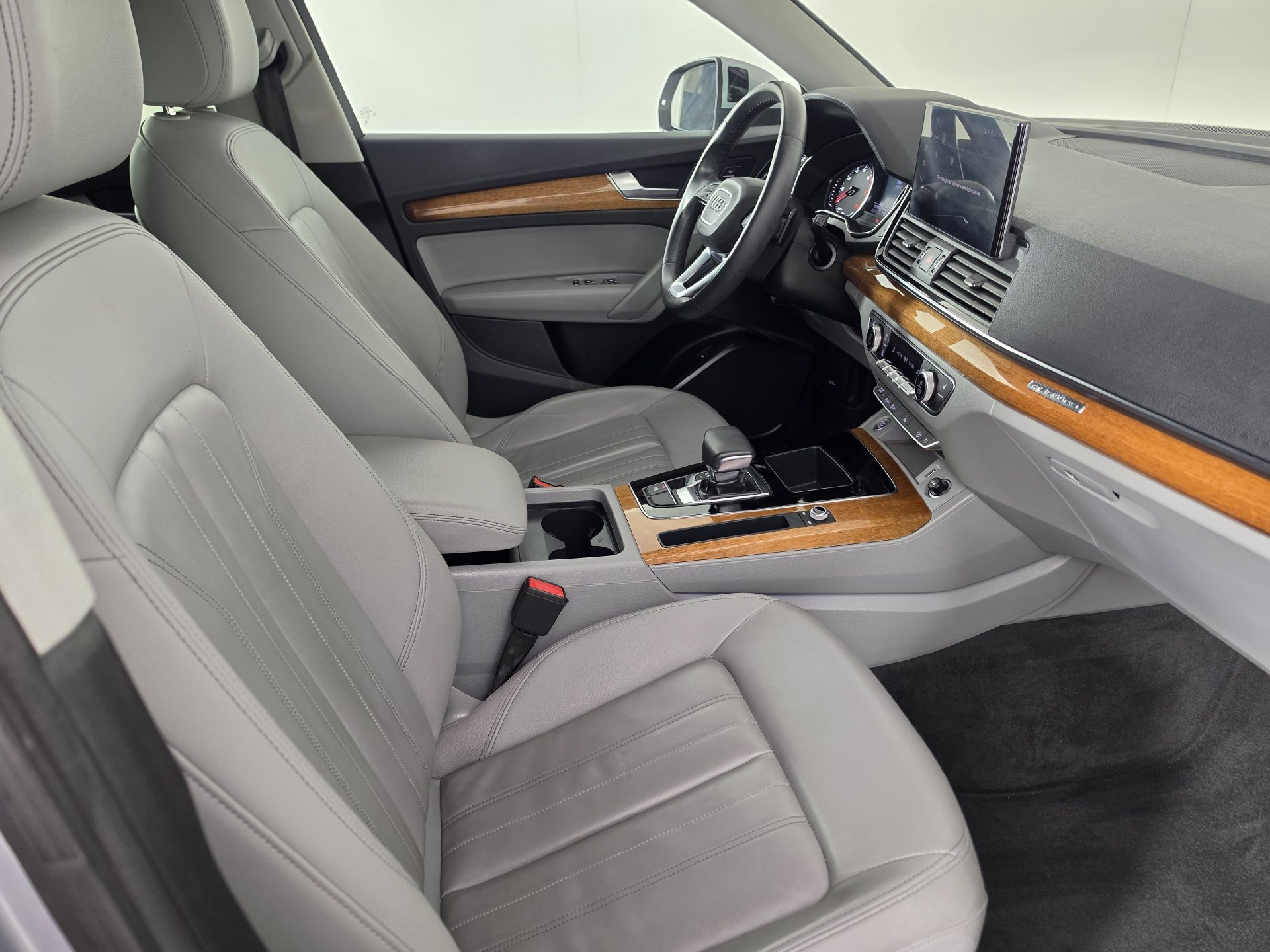 Certified 2023 Audi Q5 2.0T Premium w/ Convenience Package AWD/4WD image 34