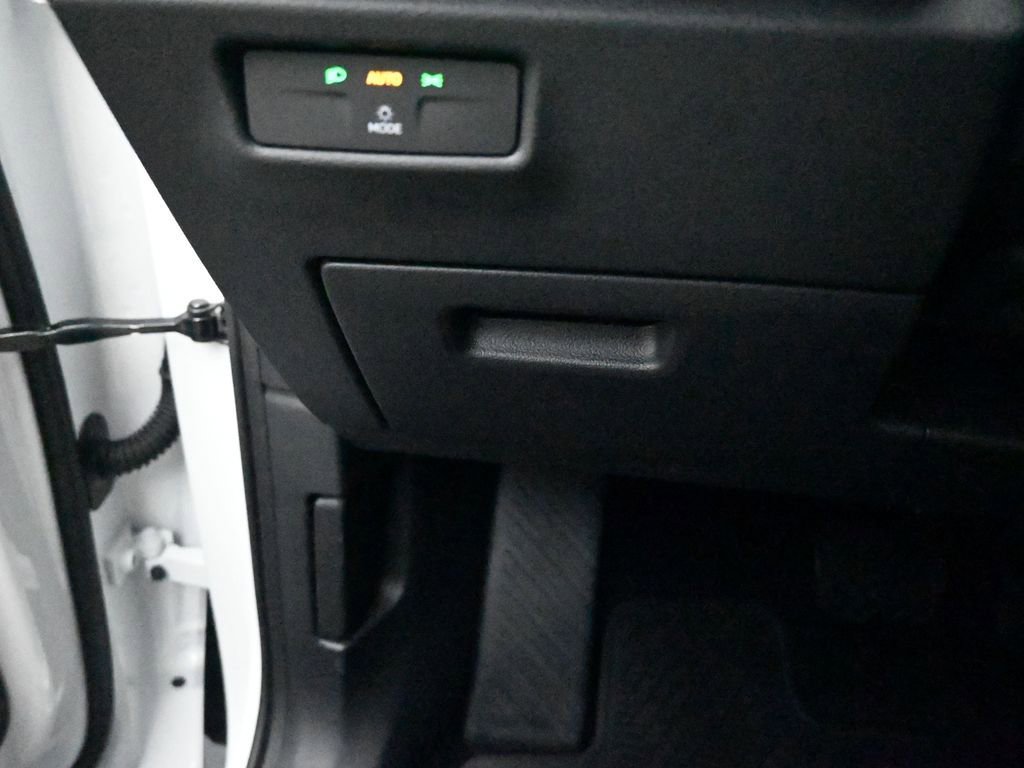 New 2026 Volkswagen Tiguan S FWD image 16