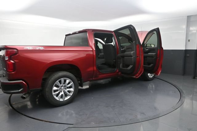 Used 2020 Chevrolet Silverado 1500 Custom w/ Custom Value Package AWD/4WD image 47