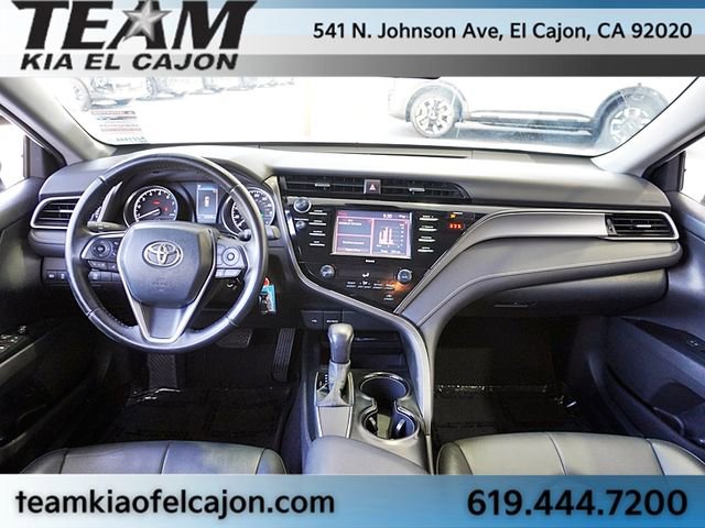 Used 2020 Toyota Camry SE w/ Carpet Mat Package image 18