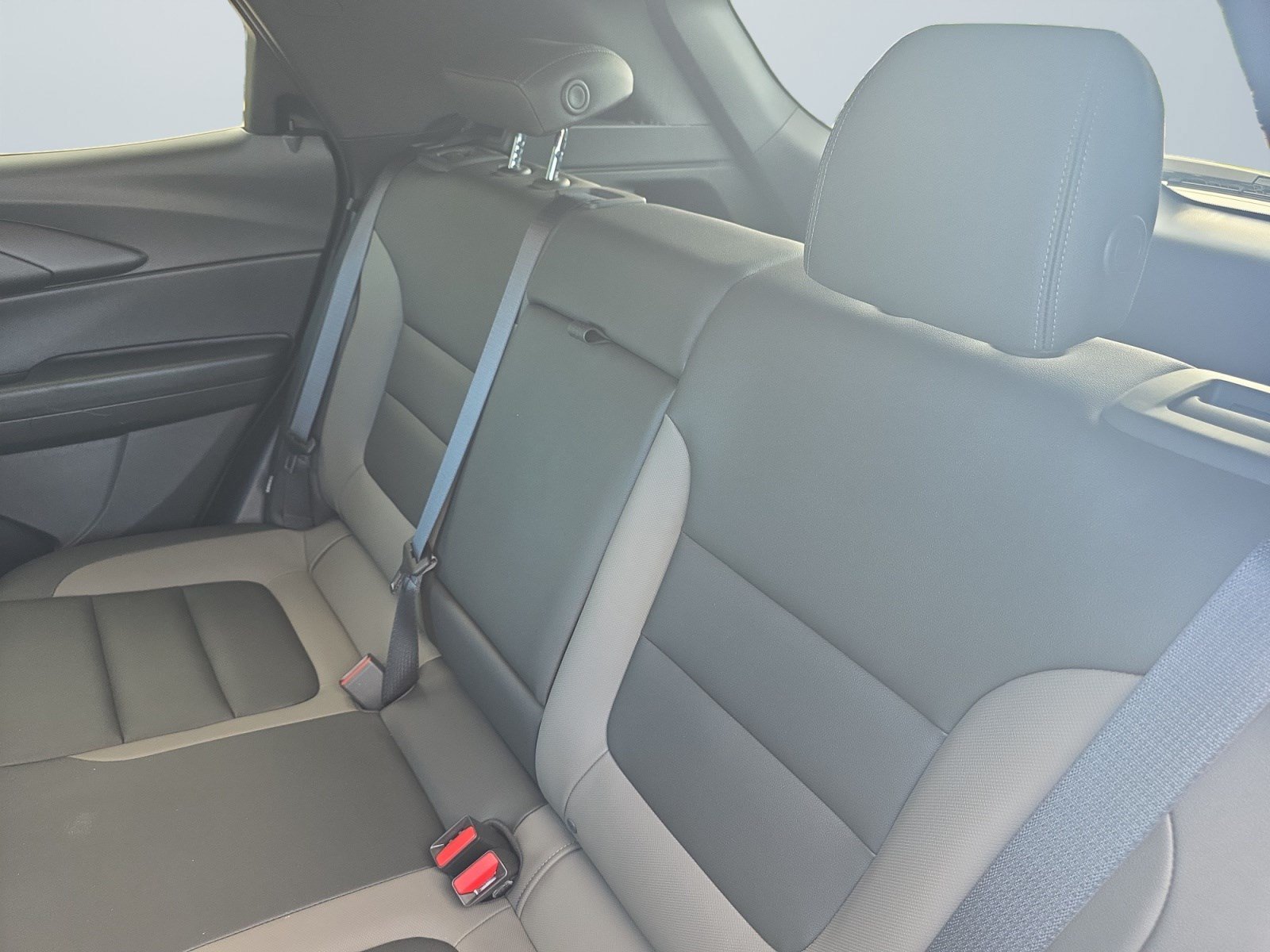 Used 2024 Chevrolet TrailBlazer ACTIV w/ Driver Confidence Package AWD/4WD image 15