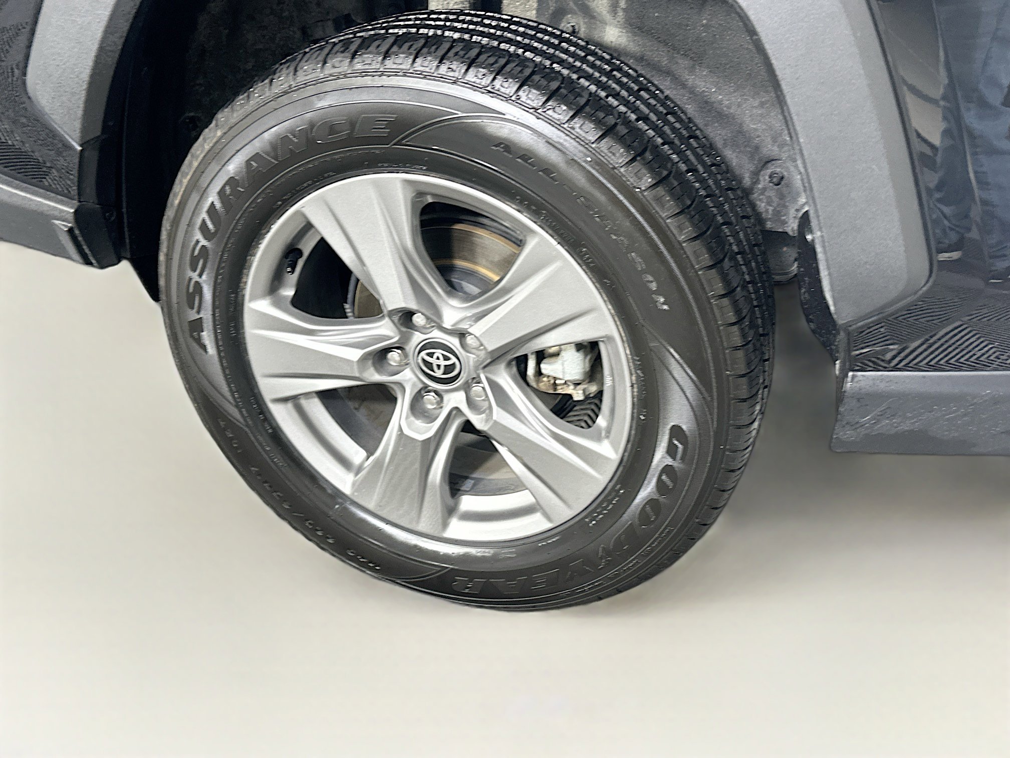 Used 2024 Toyota RAV4 XLE image 11