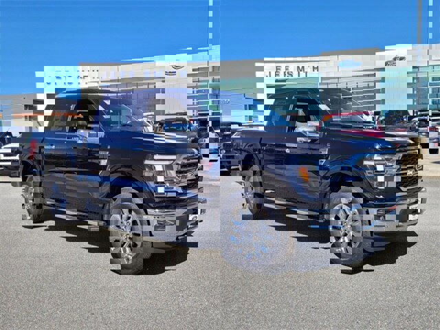 New 2025 Ford F150 Lariat w/ Equipment Group 501A Mid