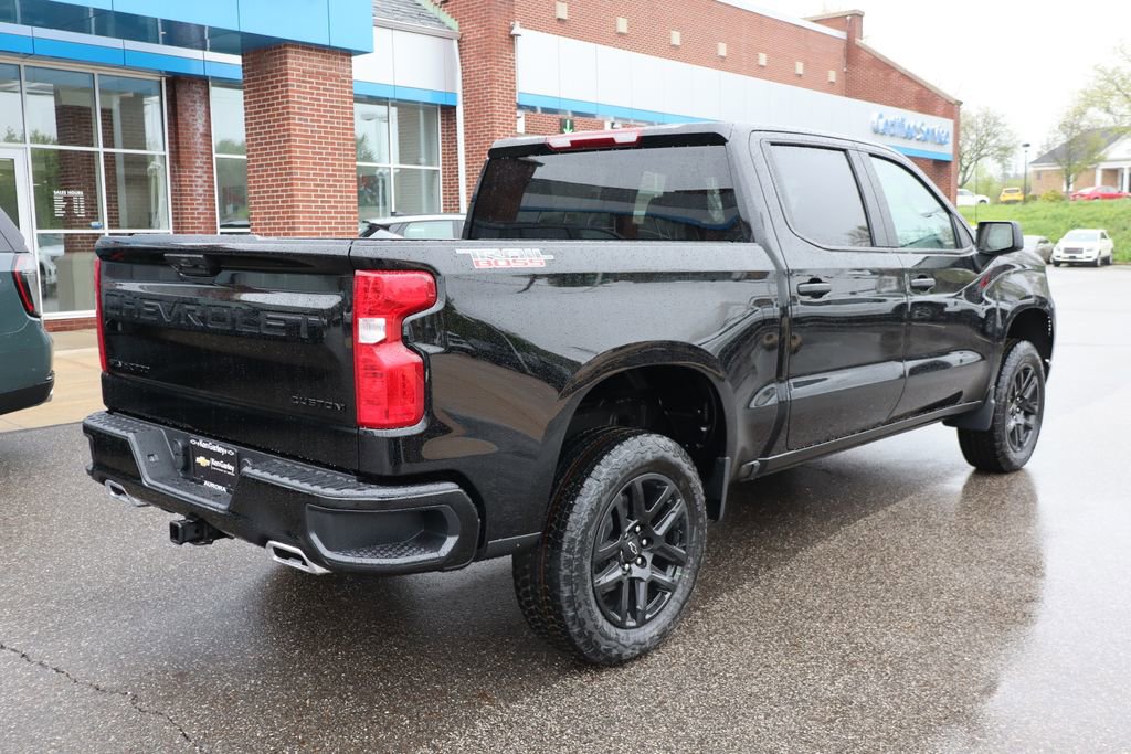 New 2026 Chevrolet Silverado 1500 Custom Trail Boss w/ LPO, Dark Essentials Package AWD/4WD image 30