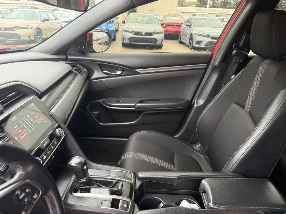Used 2020 Honda Civic Sport image 32