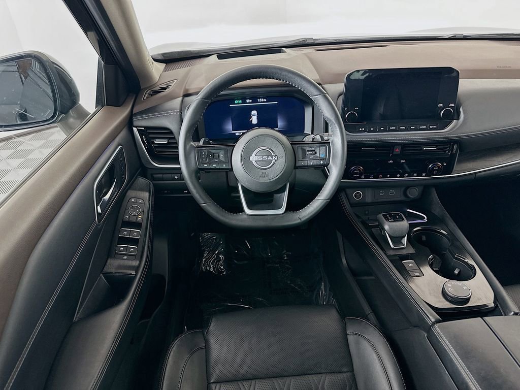 Certified 2023 Nissan Rogue Platinum w/ Platinum Premium Package image 32