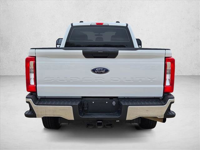Used 2023 Ford F250 XL w/ FX4 Off-Road Package image 7