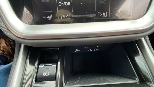 Used 2020 Subaru Outback Onyx Edition XT AWD/4WD image 26