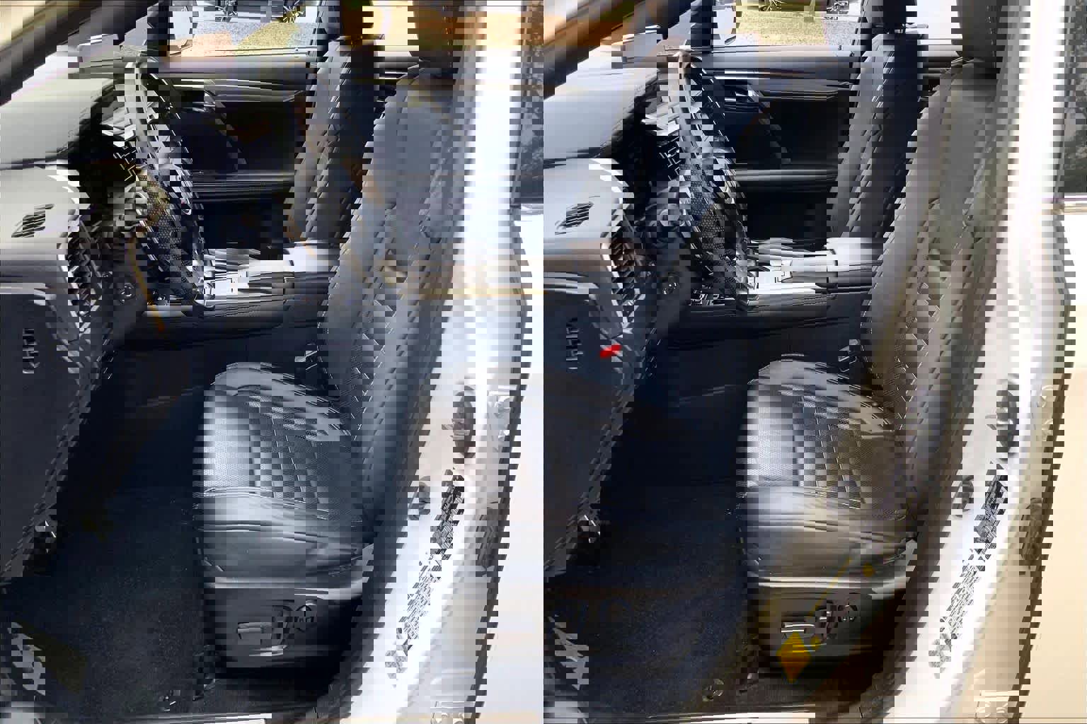 Used 2022 Lexus RX 350 F Sport w/ Accessory Package AWD/4WD image 8