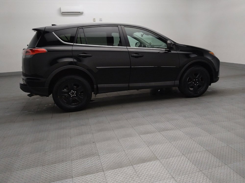 Used 2018 Toyota RAV4 LE w/ All Weather Liner Package AWD/4WD image 10
