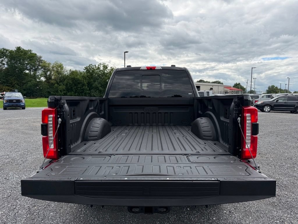 Used 2024 Ford F250 Lariat w/ Black Appearance Package AWD/4WD image 19