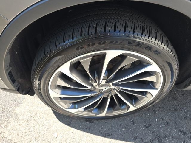 Used 2021 Lincoln Aviator Reserve w/ Equipment Group 202A image 40